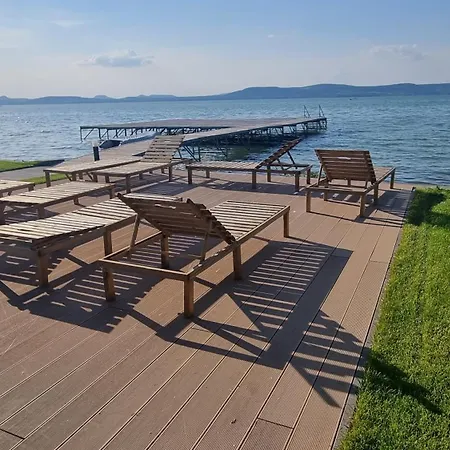 Apartamento Platán Garden With Lakeview Balatonboglár